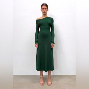 ZARA Dress maille asymétrique green